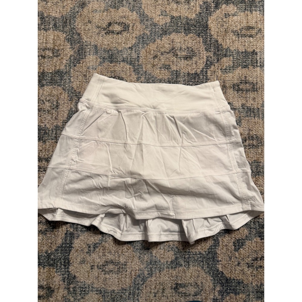 Lululemon Pace Rival Mid-Rise Skirt White Size 2 Tall Pristine Condition